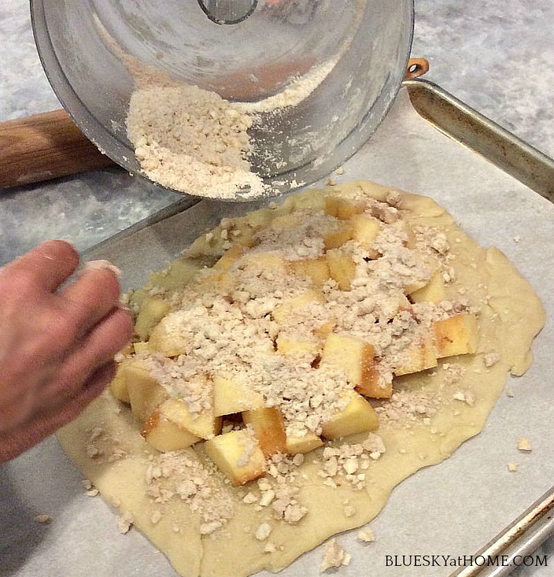 filling for apple crostata 