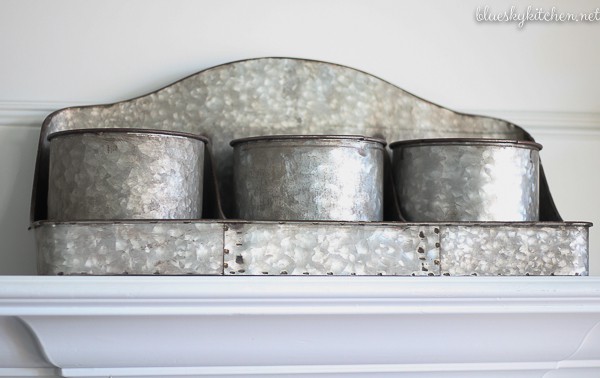 My Best Flea Market Finds that Joanna Would Love. Flea market finds that Fixer Upper says you should have in your home decor.