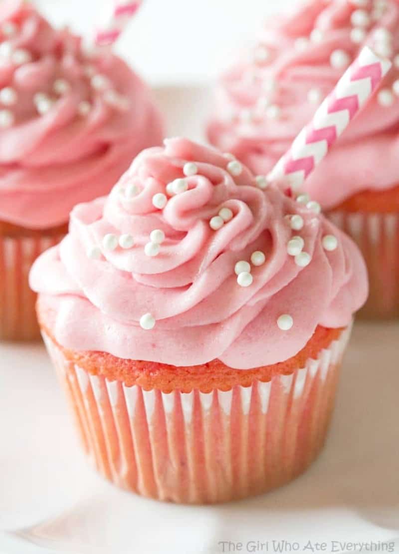 pink valentine cupcakes