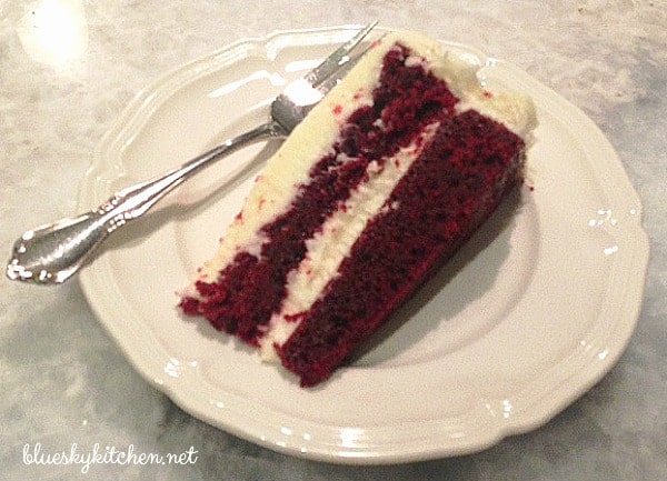 How to Make the Best Red Velvet Cake so your Valentine.  This moist and rich cake is sure to impress your sweetheart and make him feel special.