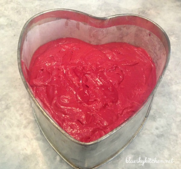 How to Make the Best Red Velvet Cake for your Valentine.  This moist and rich cake is sure to impress your sweetheart and make him feel special.