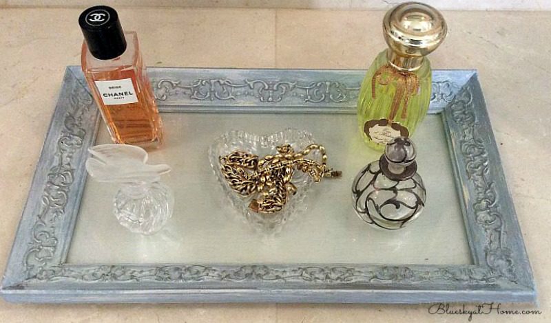 perfume tray