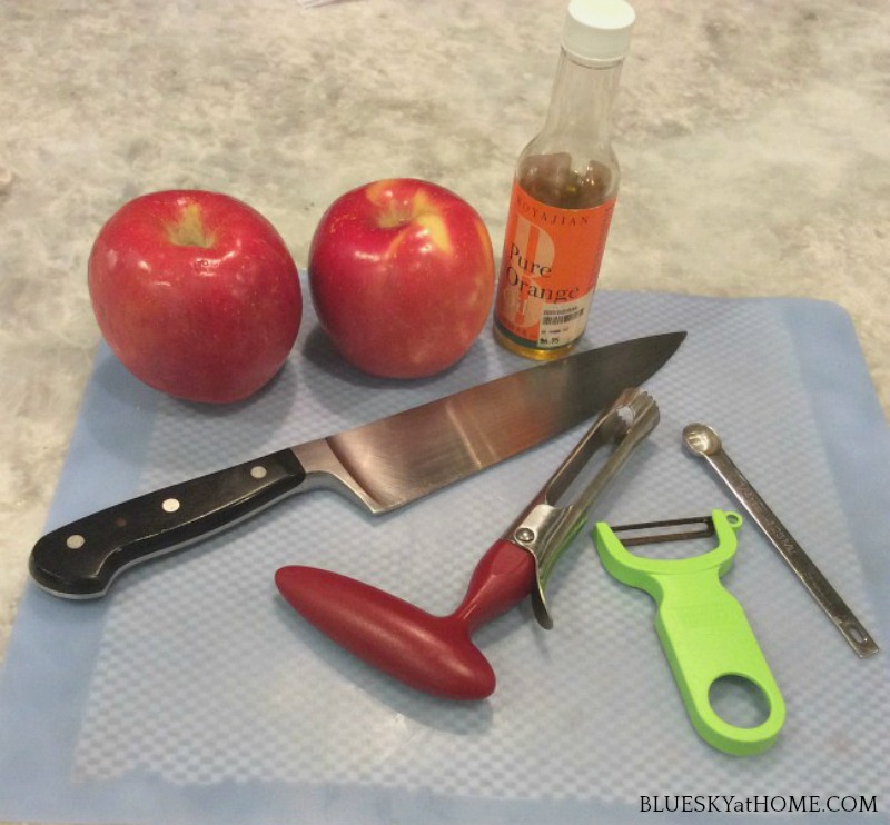 tools for making apple crostata