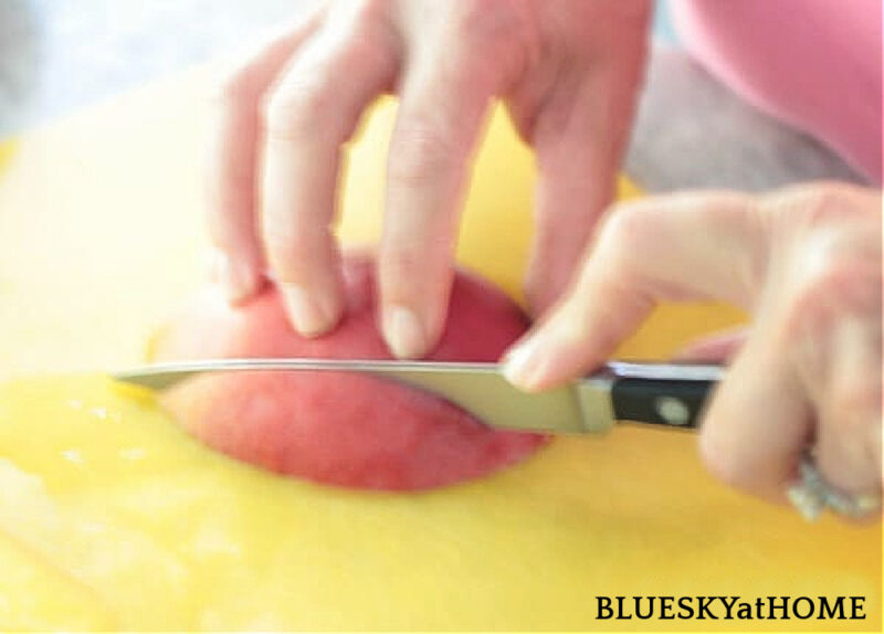 slicing apple