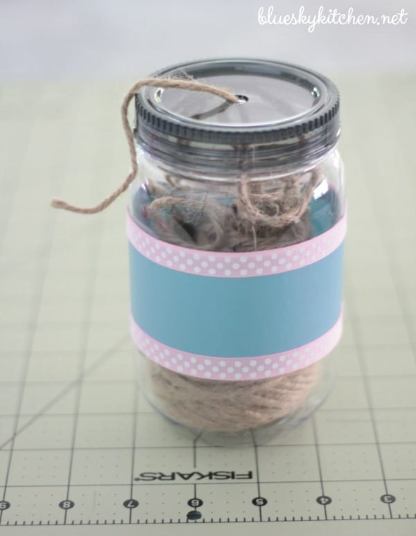 How to Make the Cutest Pen Holders with Washi Tape