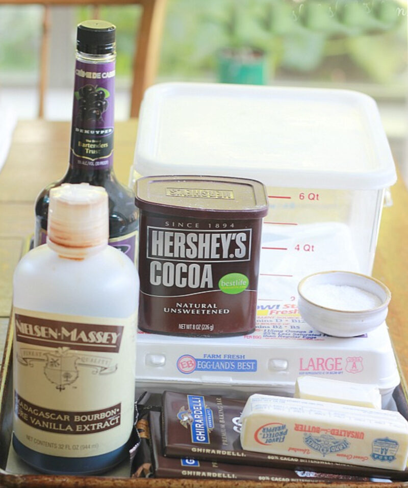 chocolate cassis cake ingredients