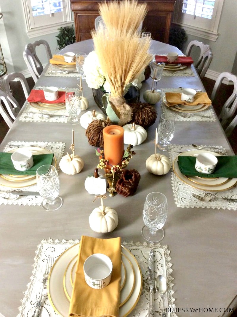 Fall Dinner Party Celebrates an Autumn Tablescape - Bluesky at Home