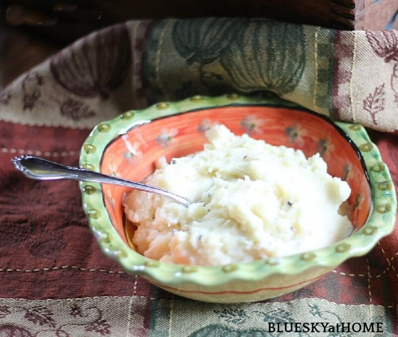 perfect mashed potatoes in bowl