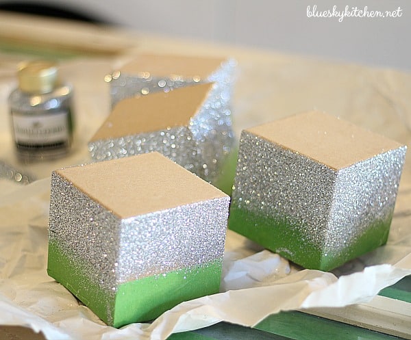 How to Make the Cutest, Glittery Gift Boxes for favors, hostess gifts or to decorate your home for the holidays. Easy DIY with glitter and washi tape.