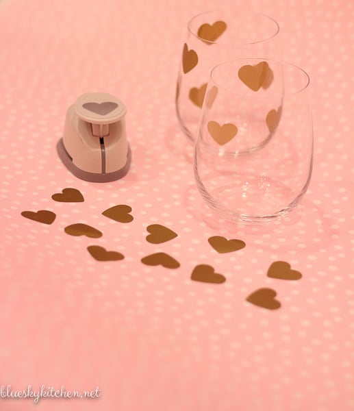 2 Easy DIY Projects for a Valentine's Day Celebration ~ whether a romantic table for 2 or a bash for your BBFs, these DIYs will add sparkle to your party.