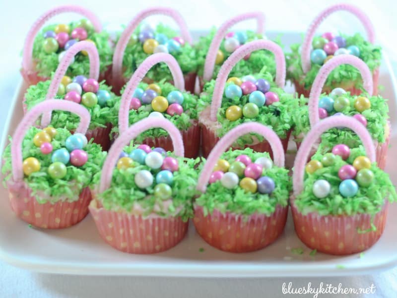 How to Make the Cutest Little Easter Basket Cupcakes for your holiday celebrations. A delicious treat that even kids can have fun doing