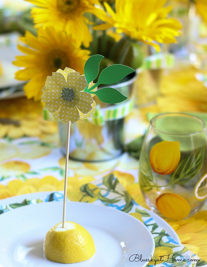 how to make a sunny summer tablescape