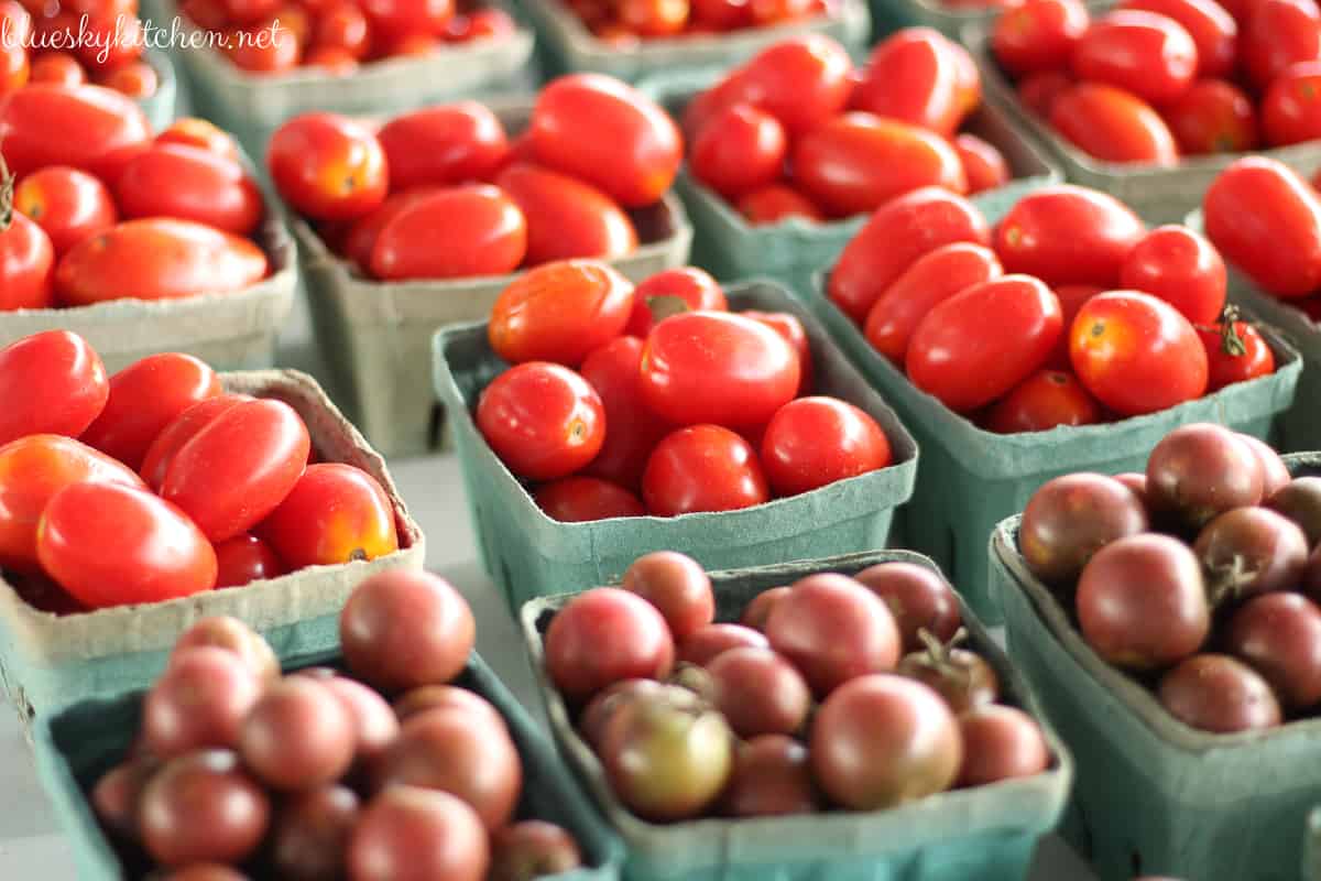 17 Photography Lessons on a Farmers' Market Field Trip. See if the lessons that I learned from a pro will help improve your photography.