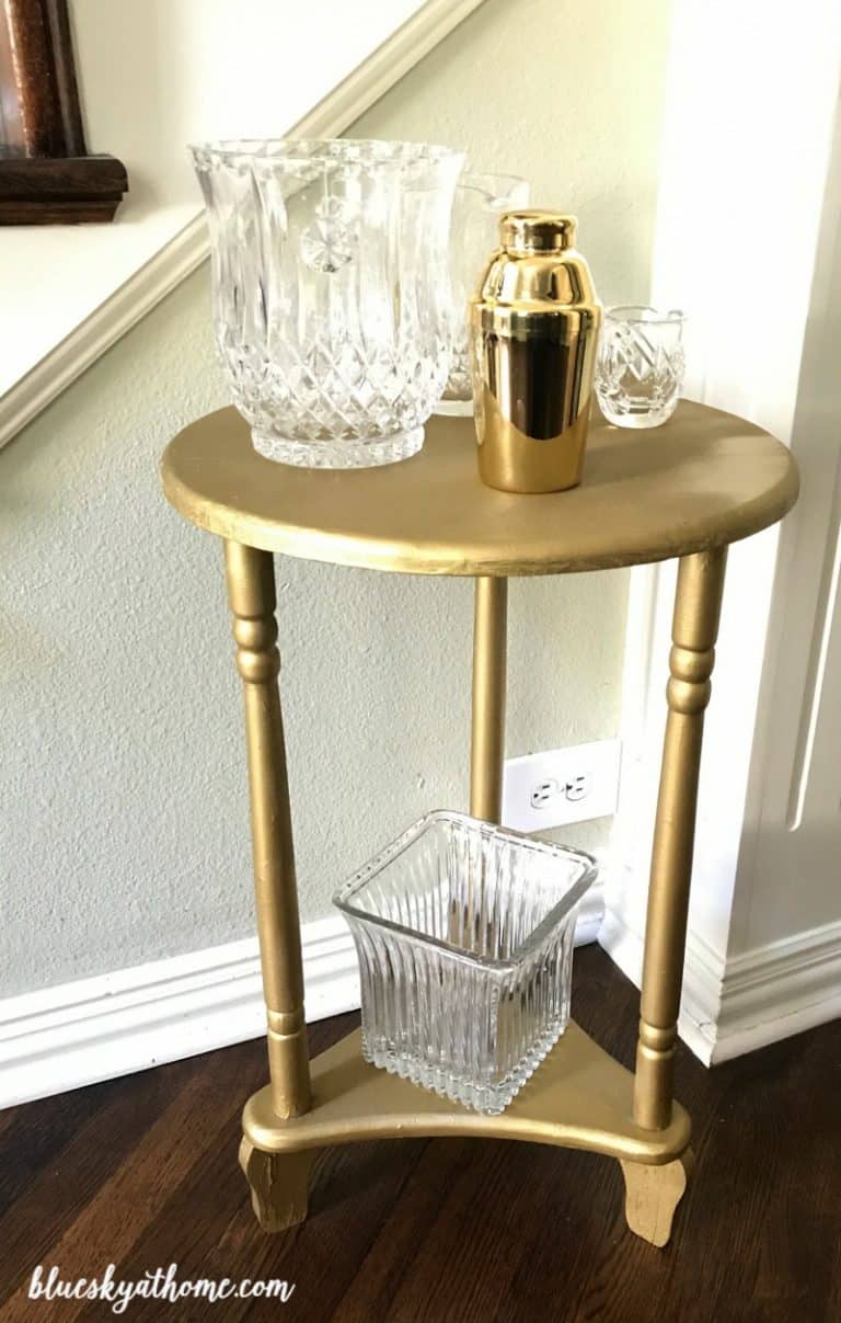 Spray Paint Makeovers: Discarded Table and Free Candlesticks