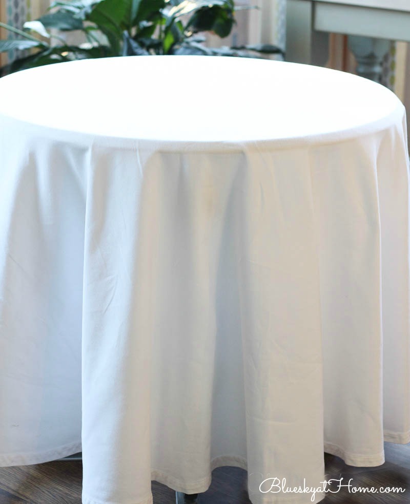white tablecloth