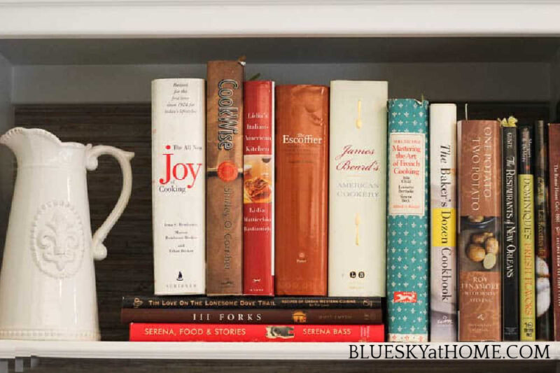 How to Give Your Kitchen Shelves a New Look