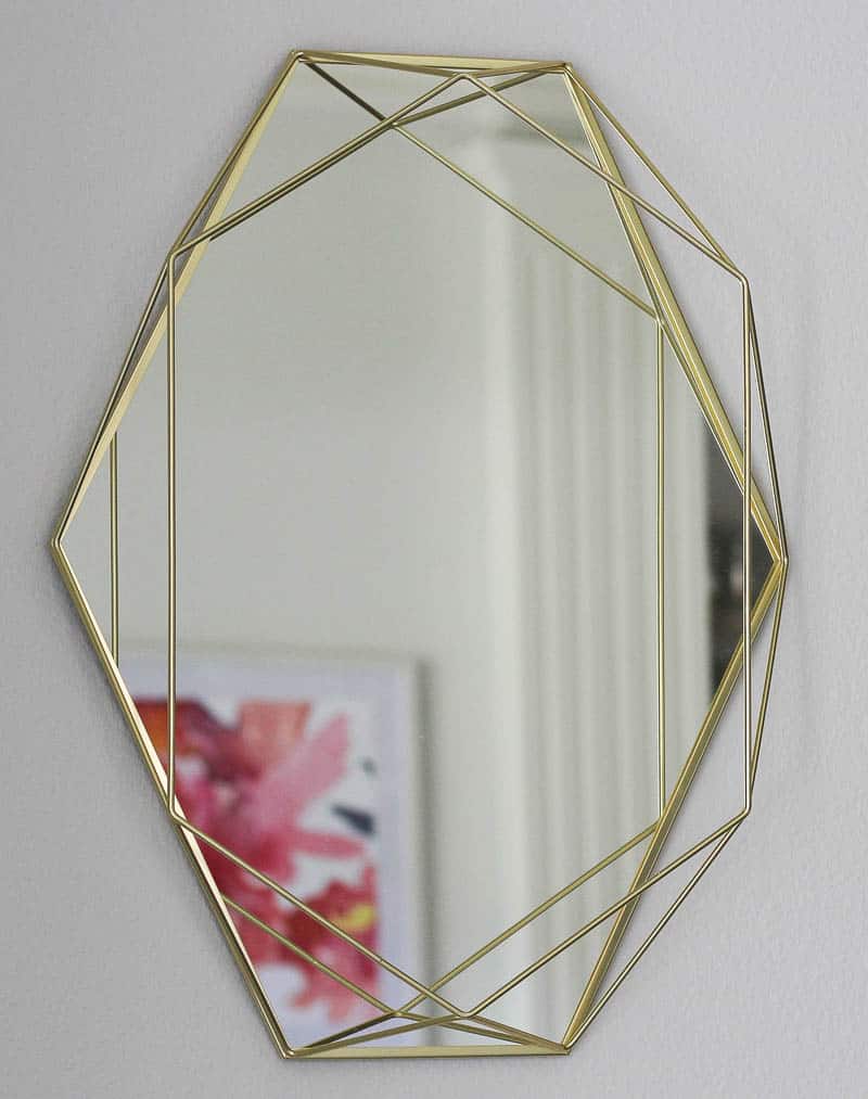 How to Hang Mirrors
