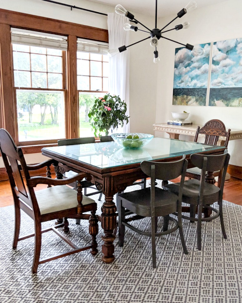 5 Divine Dining Room Makeovers ~ An ORC Round~Up. Dining rooms show classic and creative design ideas. BlueskyatHome.com #diningroom #diningroommakeovers