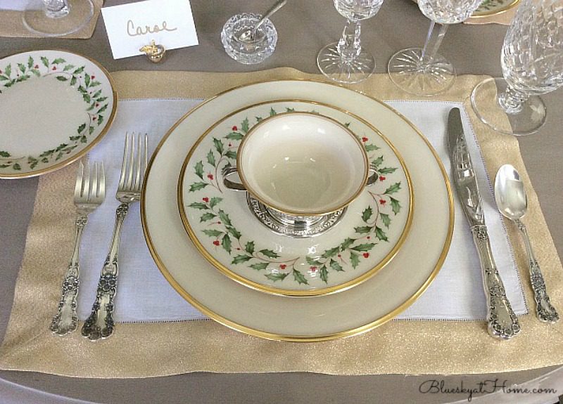 Christmas place setting