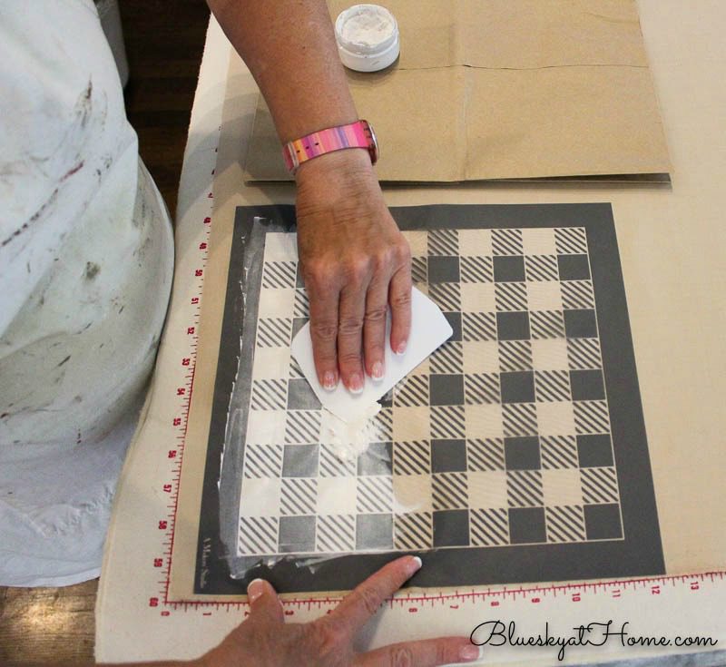 making gingham placemat