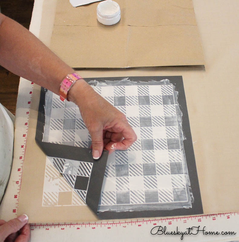 making gingham placemat