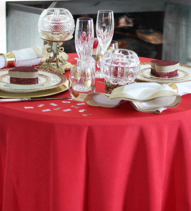 red tablescape for romantic Valentine's setting