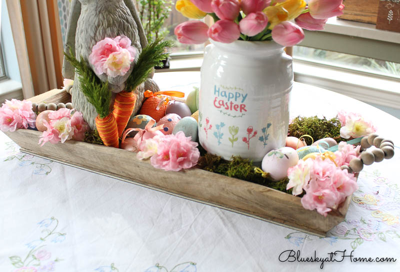 Easter bunny centerpiece