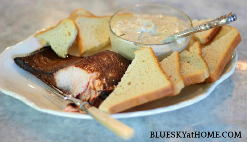 smoked salmon with toast points