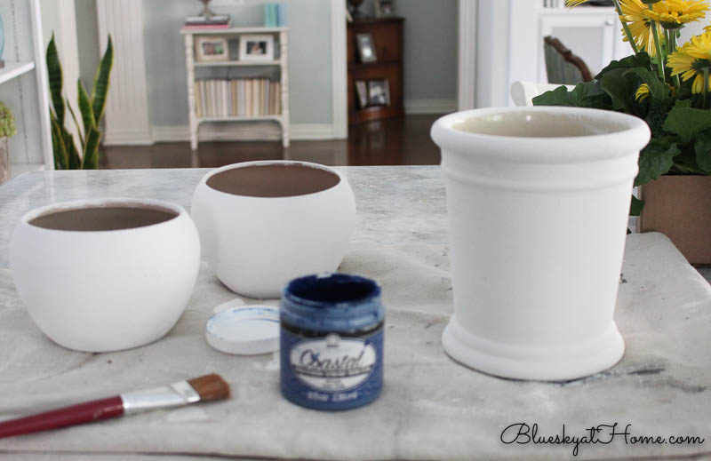 painting plain planters