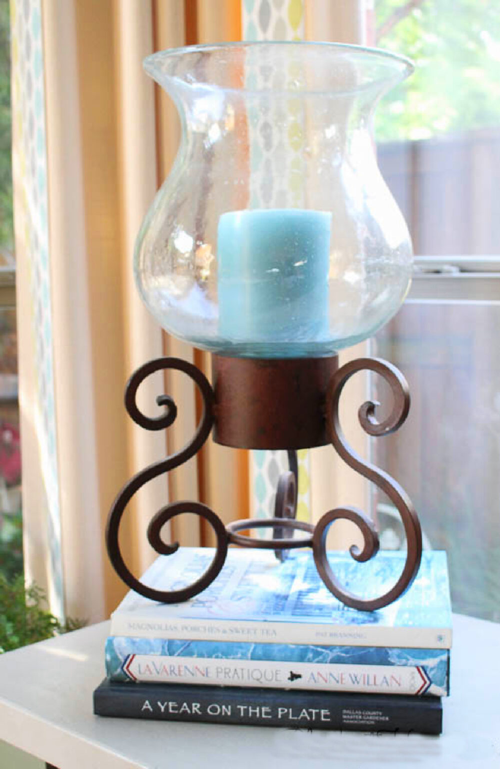 How to Decorate with Books as Home Decor: Easy Styling Ideas for Every ...