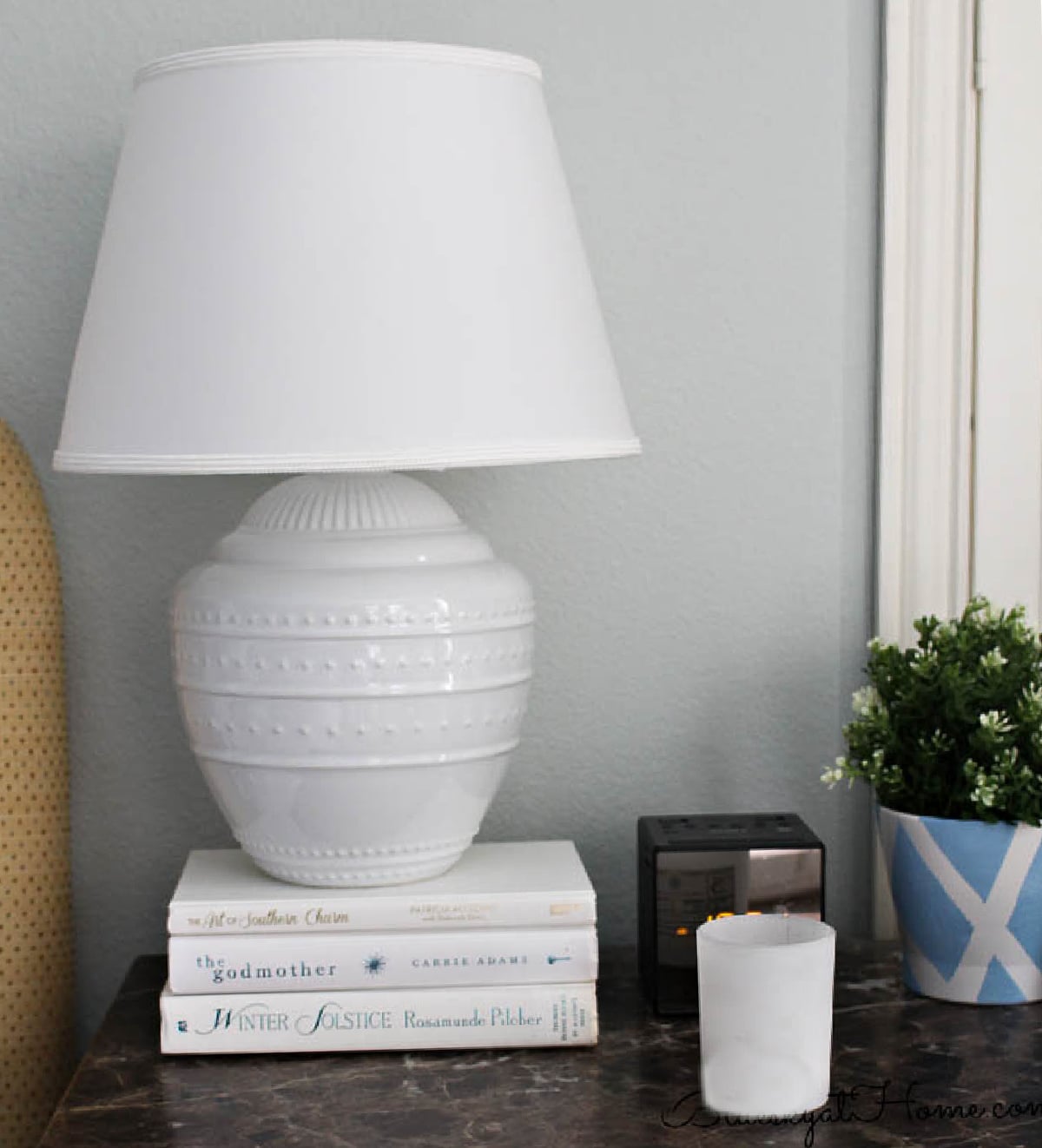 How to Decorate with Books as Home Decor: Easy Styling Ideas for Every ...