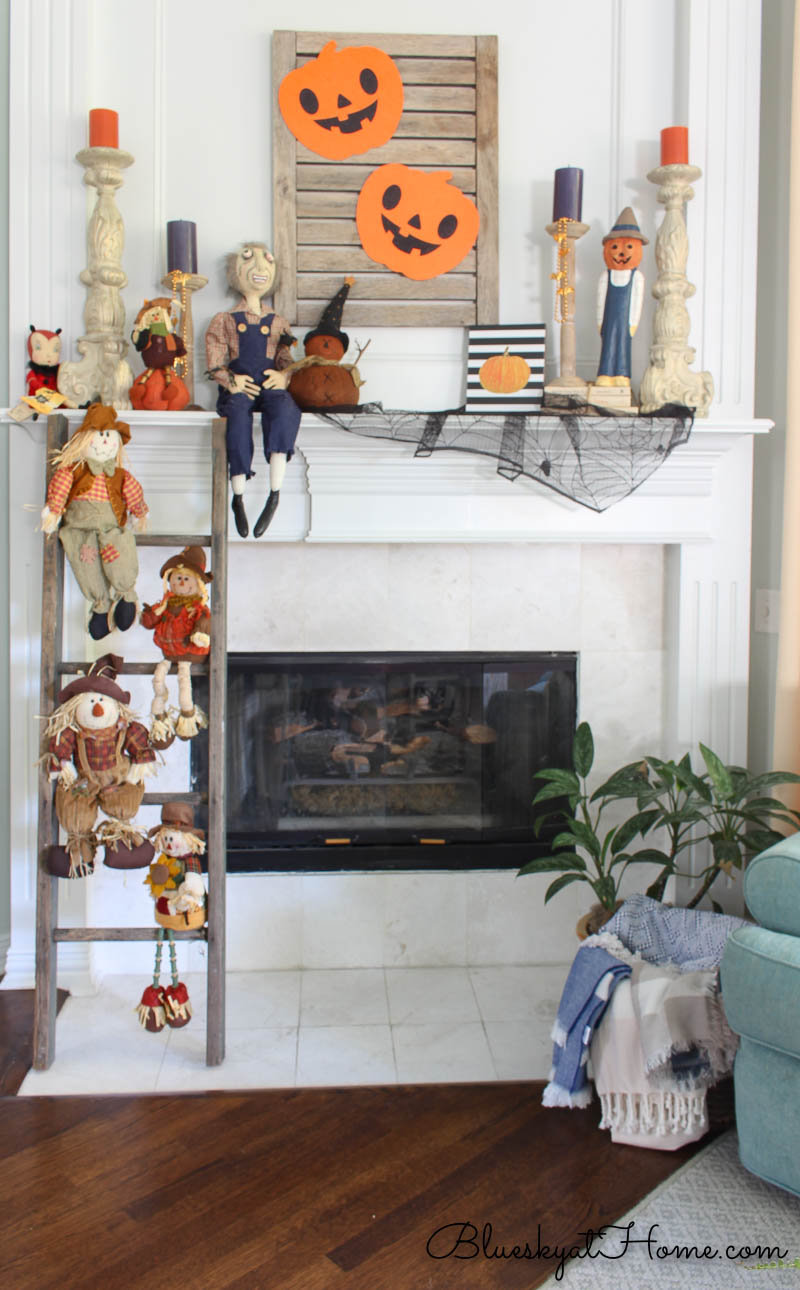 Halloween mantle