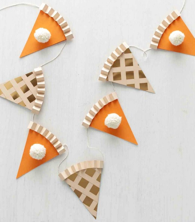 Thanksgiving DIY project pumpkin pie banner