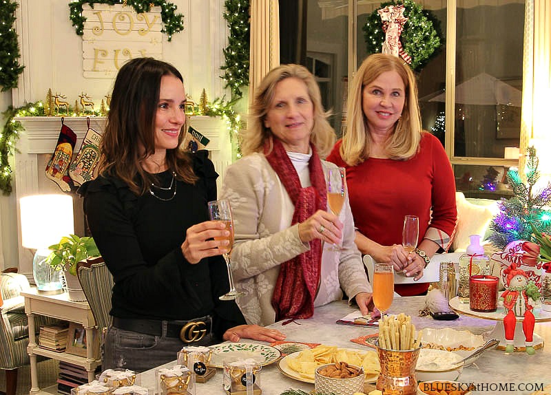 Tips for Hosting Christmas Parties