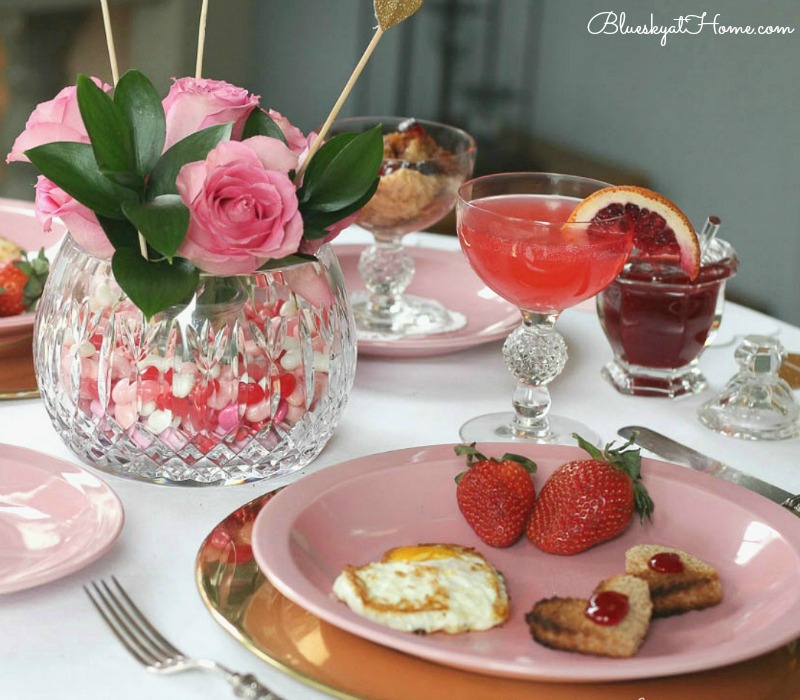Ideas for Valentine Tablescapes