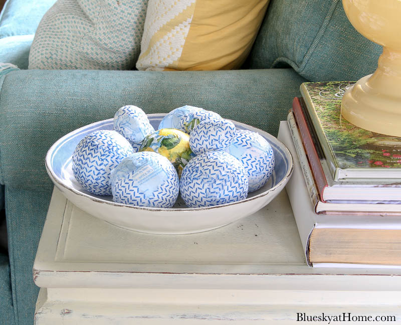 blue patterned decorative balls in bowl