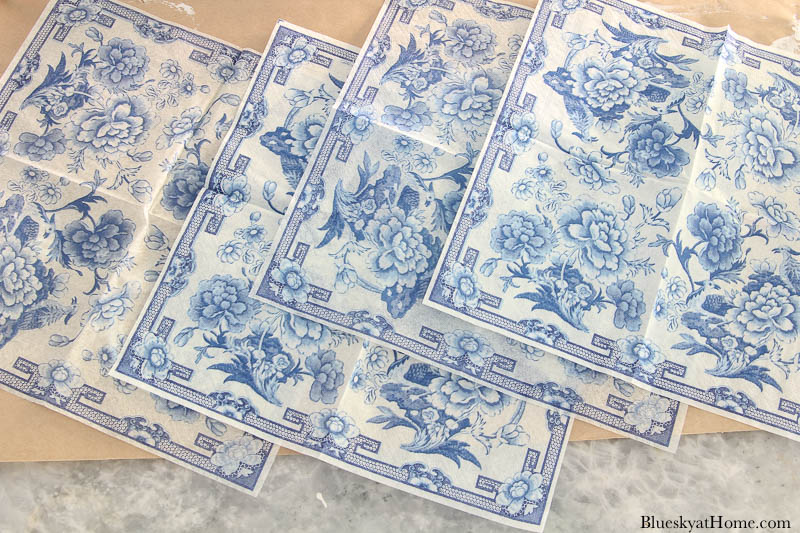 blue chinoiserie style napkins