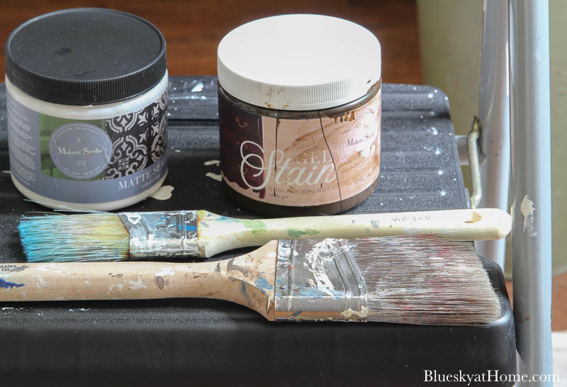 How to Apply Gel Stain - A Makers' Studio Store