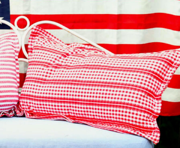 How to Make No-Sew Pillows with Dishtowels