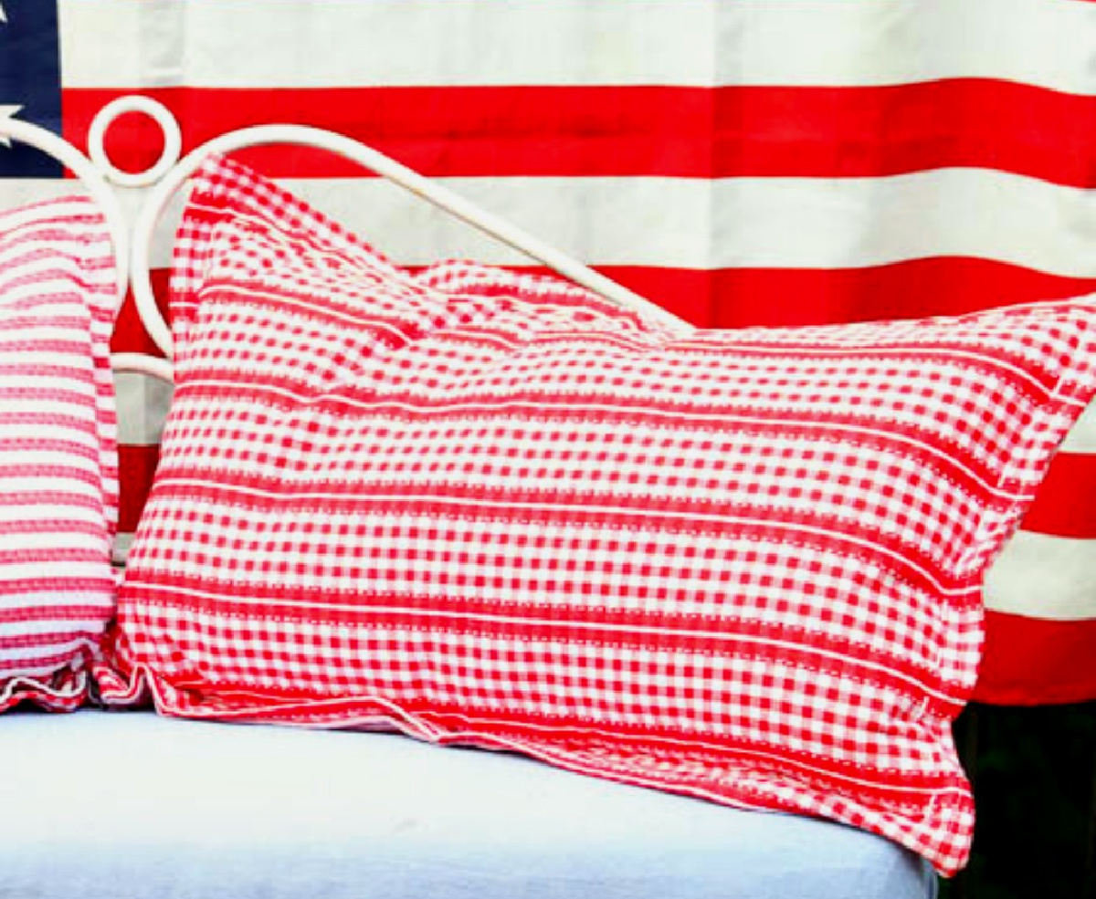 https://blueskyathome.com/wp-content/uploads/2020/06/no-sew-patriotic-pillows-feature.jpeg