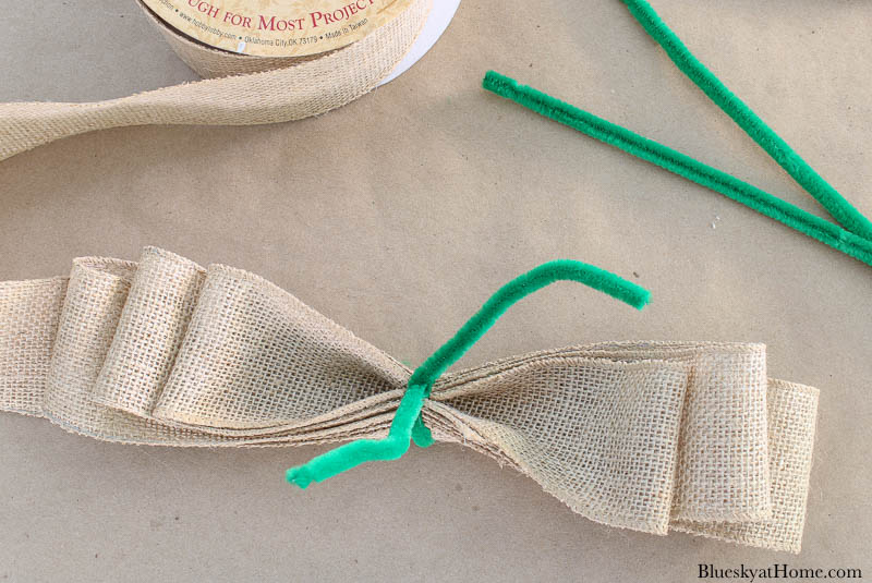 burlap bow