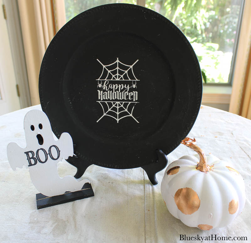 paint and stencil Halloween decorations