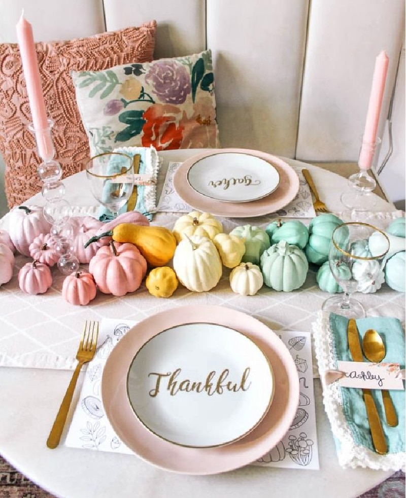 pastel Thanksgiving tablescape