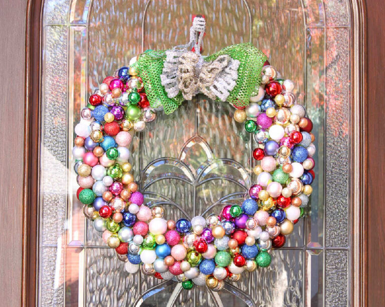 How to Make an Ornament Wreath