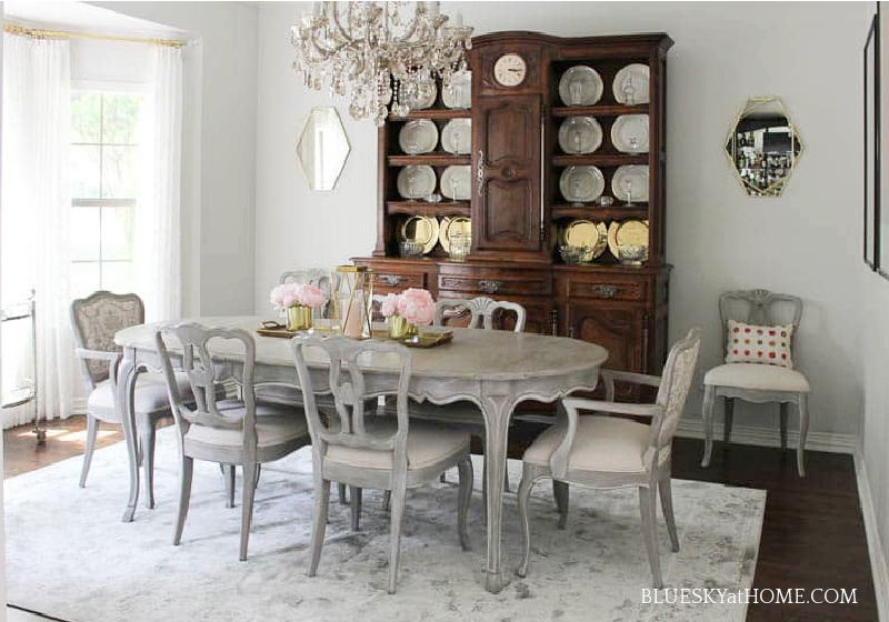 How To Paint A Vintage Dining Table, How To Paint An Antique Dining Table