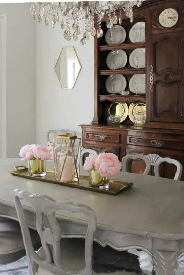 How to Paint a Vintage Dining Table
