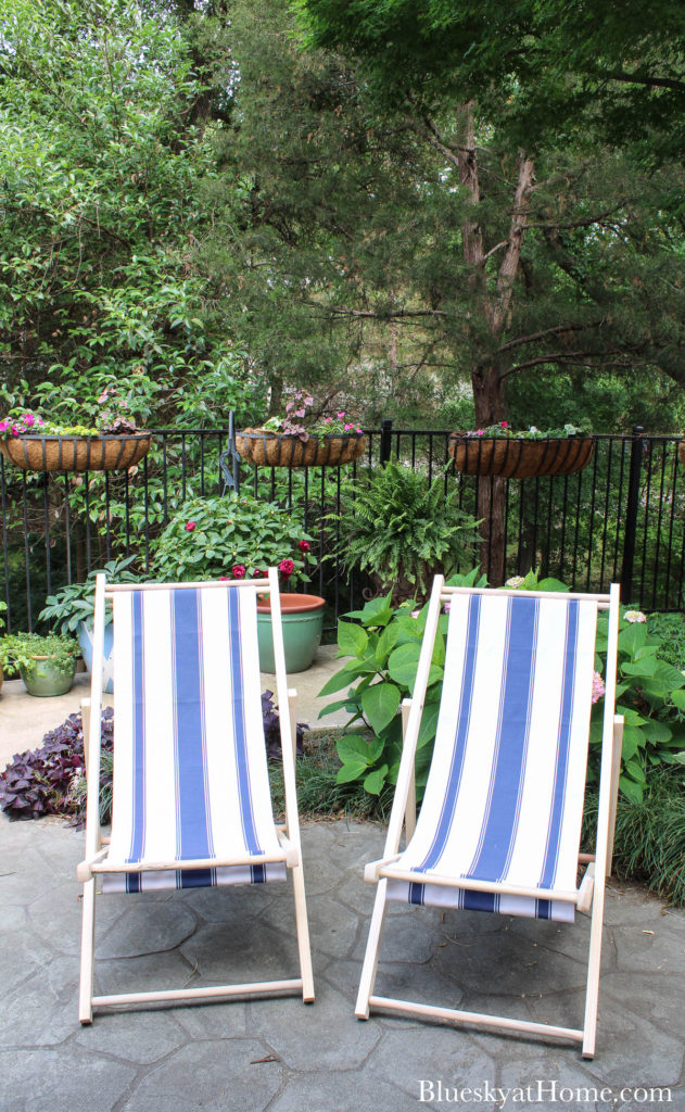 cabana chairs in backyard