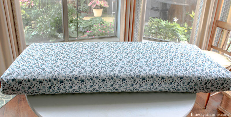 No-Sew Removable Bench Cushion