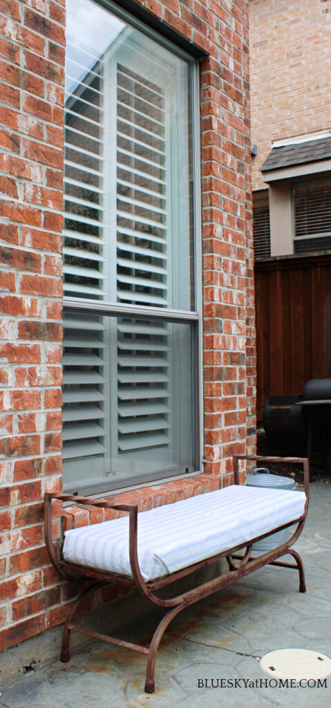 wrapping fabric around patio bench cushion