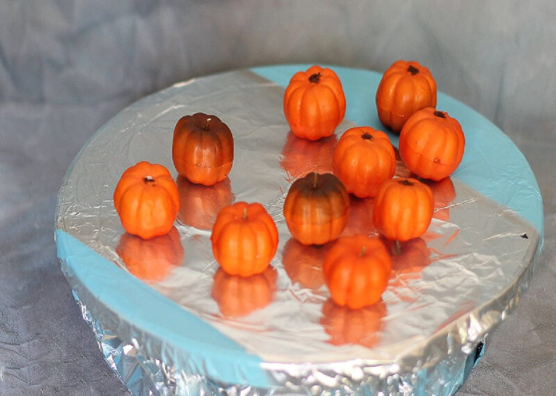 small orange pumpkins